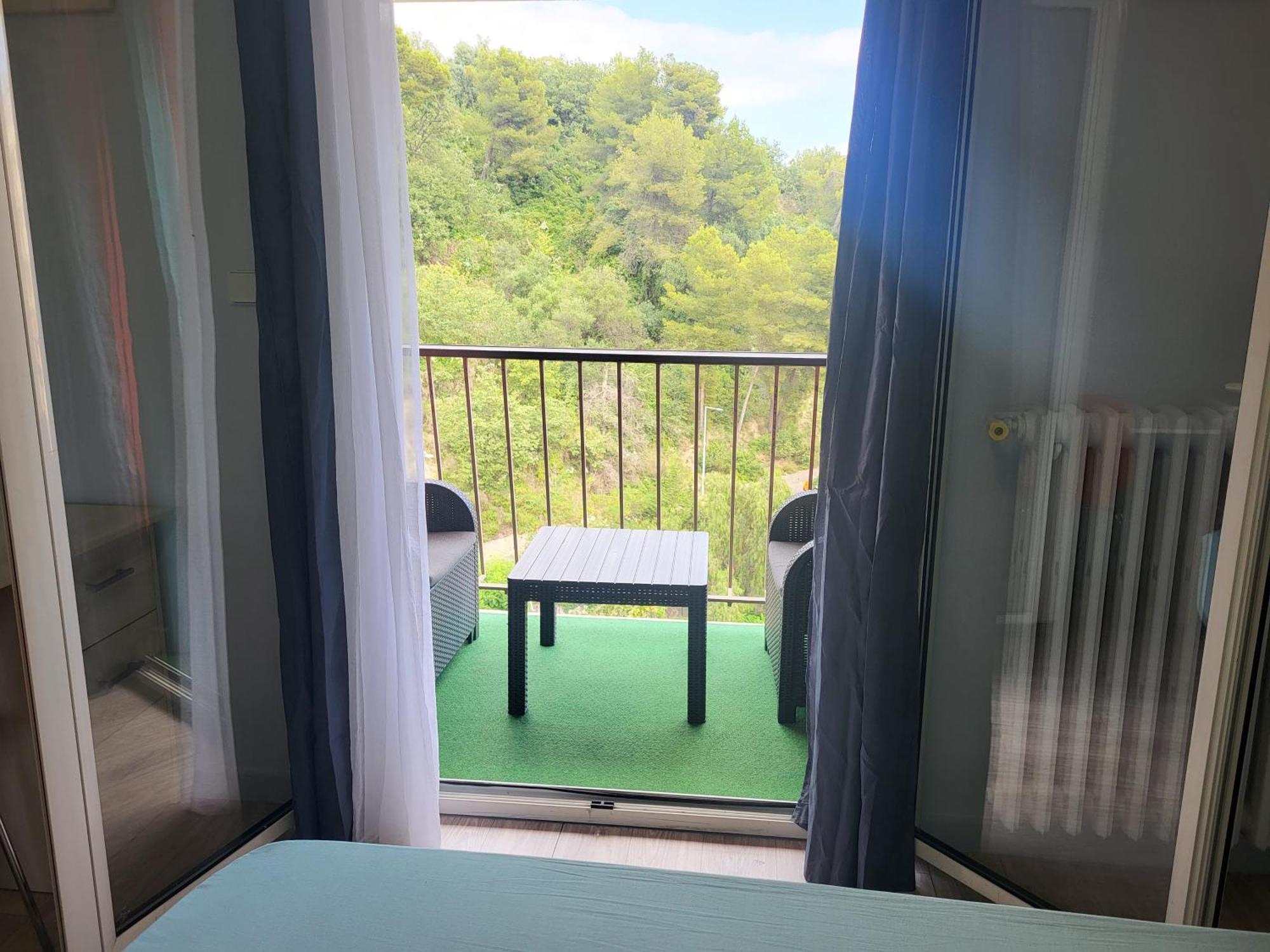 Private Room-2 In Hannana Apartment- 2 Min Walk To Tram 12 Min To Nice Train Station 15 Min To Massena Place Экстерьер фото